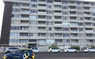 1 Bedroom Apartment in Mouille Point