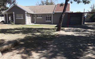 3 Bedroom House in Bayswater