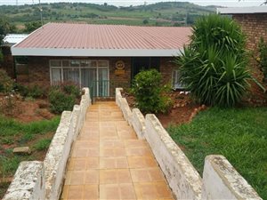 3 Bed House in Laudium