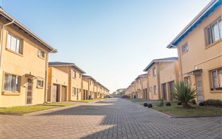 2 Bedroom Apartment in Veld En Vlei