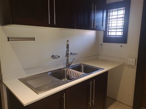 3 Bed Simplex in Clarendon