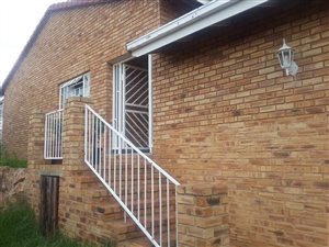 3 Bed House in Noordheuwel