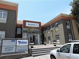 435 m² Commercial space in Fourways