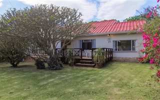4 Bedroom House in West Bank