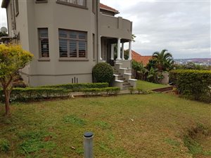 850 m² Commercial space in Glenwood