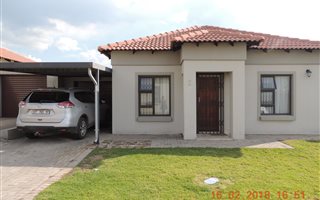 2 Bedroom Townhouse in Trichardt