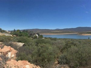 1215 m² Land available in Clanwilliam