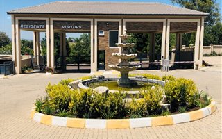2 Bedroom Apartment in Glen Austin