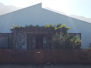 4 Bedroom House in Onrus