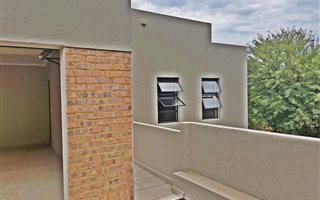 3 Bedroom House in Magalies Golf Estate