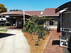 3 Bed House in Mayberry Park
