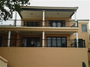 4 Bed House in Uvongo