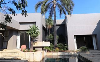 4 Bedroom House in Benmore Gardens