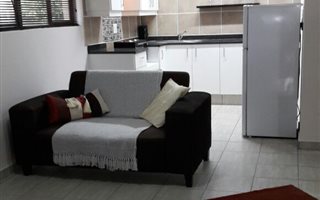 1 Bedroom Garden Cottage in The Wolds