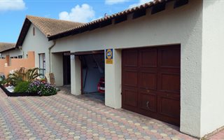 3 Bedroom Townhouse in Diaz Beach