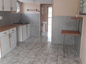 1 Bed Garden Cottage in Doon Heights