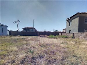 400 m² Land available in The Orchards