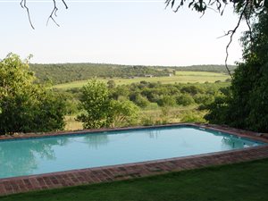 2.5 ha Farm in Byenespoort