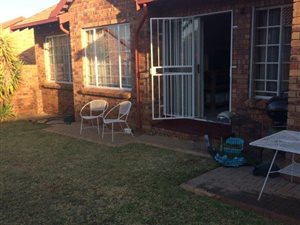 2 Bed Simplex in Highveld