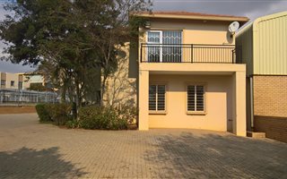 430 m² Industrial space in Lombardy East
