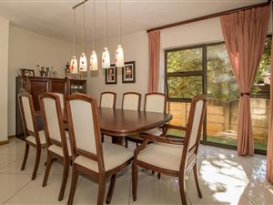 4 Bed House in Sunningdale Ridge