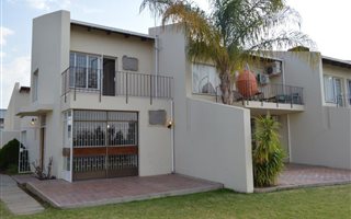 2 Bedroom Flat in Upington