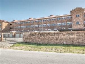 2 Bed Apartment in Rowallan Park and surrounds