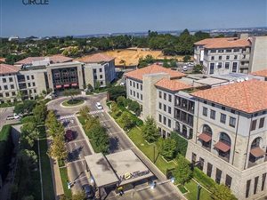 402 m² Office Space in Fourways