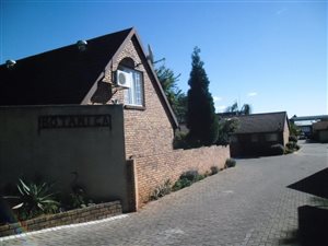 2 Bed Duplex in Weavind Park