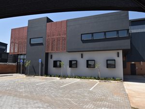 3259 m² Industrial space in Kosmosdal