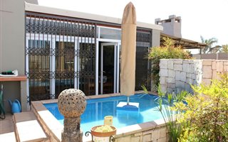 3 Bedroom House in Vredenburg