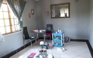 2 Bedroom House in Mariannheights