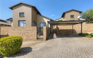 3 Bedroom Townhouse in Amorosa