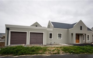 3 Bedroom House in Admirals Park