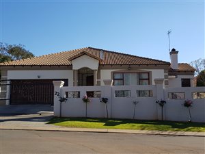 3 Bed House in Irene View Estate