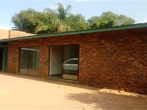 2 Bed House in Ninapark