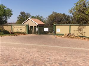 1 ha Farm in Kameelfontein and surrounds