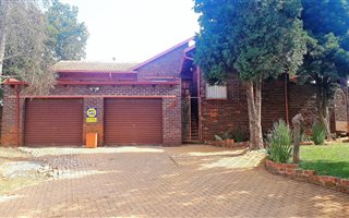 3 Bedroom House in Naturena