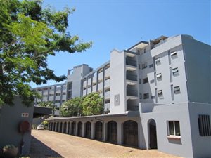 2 Bed Apartment in Menlyn