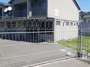 215 m² Commercial space in Parkgate