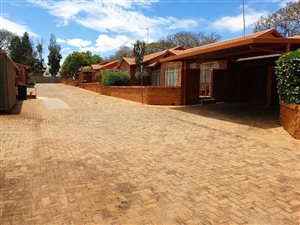 3 Bed Townhouse in Krugersdorp North