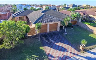 4 Bedroom House in Summerstrand