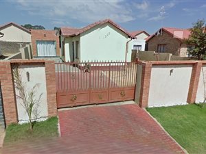 3 Bed House in Klipfontein View