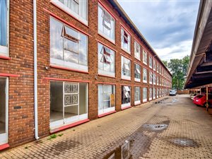 3 Bed Apartment in Kempton Park Central