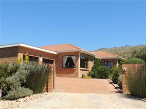 3 Bed House in Pringle Bay