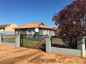 3 Bed House in Rosslyn