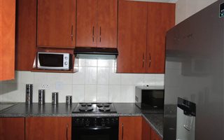 2 Bedroom House in Vorna Valley
