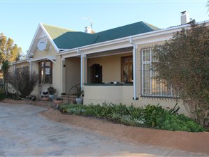 4 Bed House in Willowmore