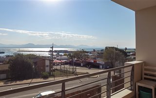 2 Bedroom Apartment in Mossel Bay Central