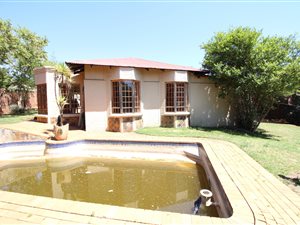 4 Bed House in Florida North